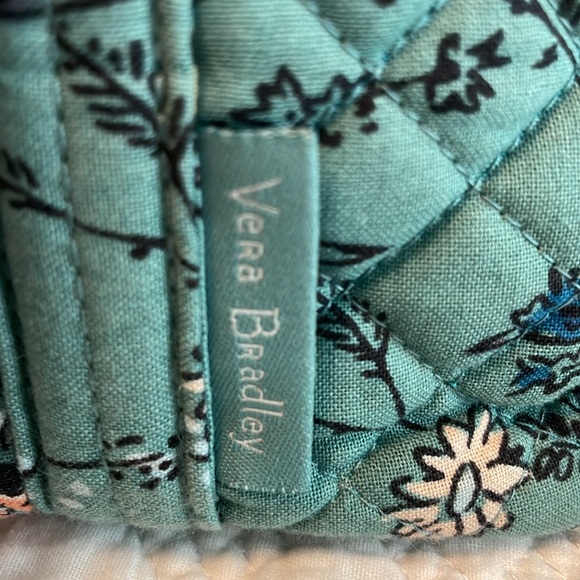 Vera Bradley Iconic Small Vera Tote in Sunlit Garden - Picture 3 of 11